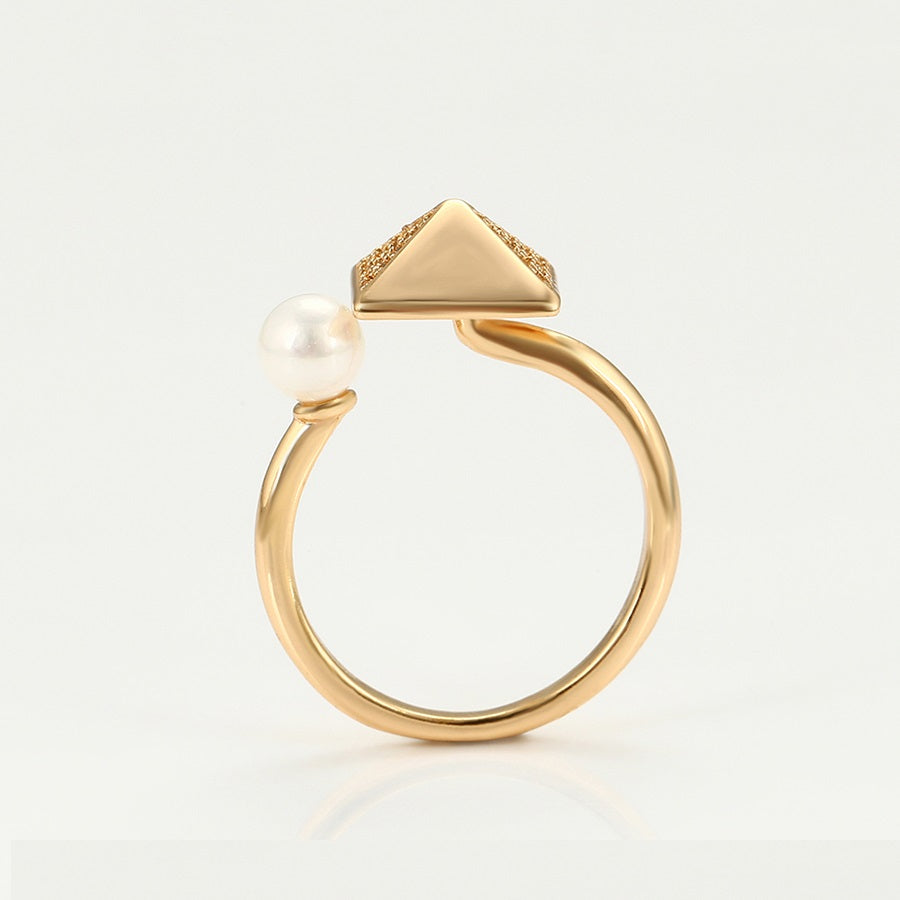 Elegant ring